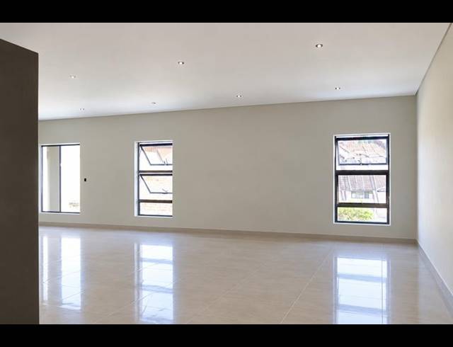 3 BEDROOM PROPERTY TO RENT IN FAIRLAND